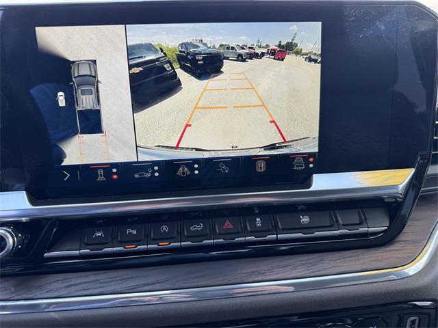 Photo of 2024 Summit White GMC Sierra 1500