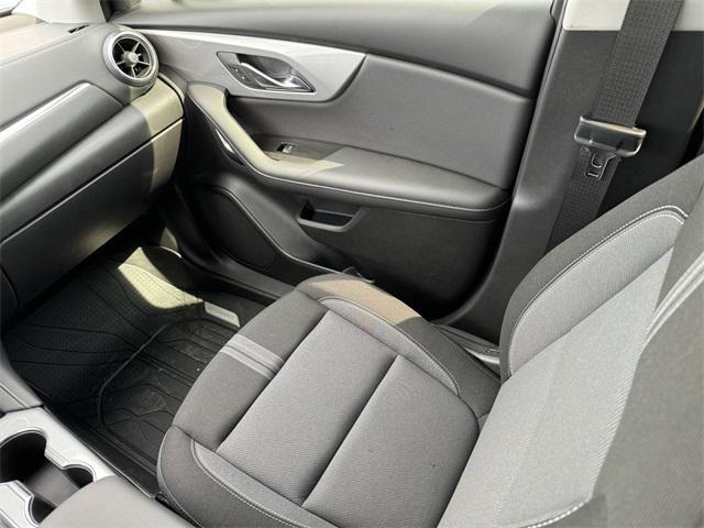 Photo of 2025 Sterling Gray Metallic Chevrolet Blazer