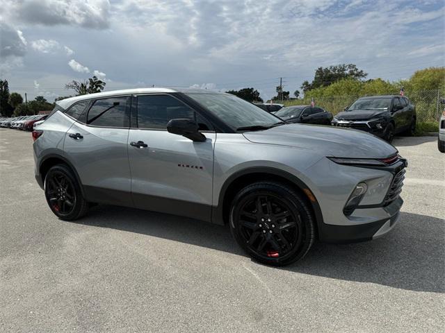 Photo of 2025 Sterling Gray Metallic Chevrolet Blazer
