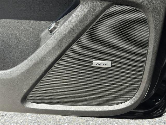 Photo of 2023 Mosaic Black Metallic Chevrolet Traverse