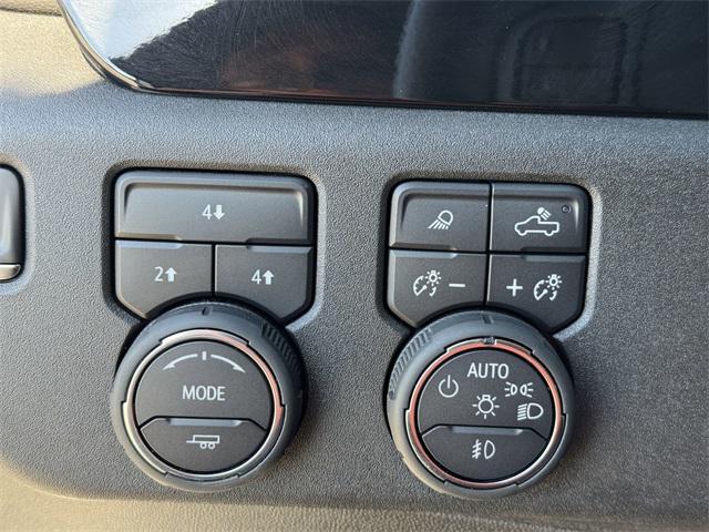 Photo of 2025 Summit White Chevrolet Silverado 2500