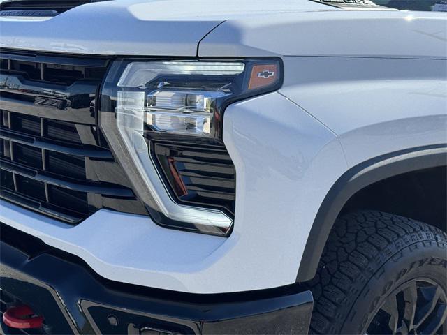 Photo of 2025 Summit White Chevrolet Silverado 2500