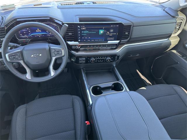 Photo of 2025 Summit White Chevrolet Silverado 2500