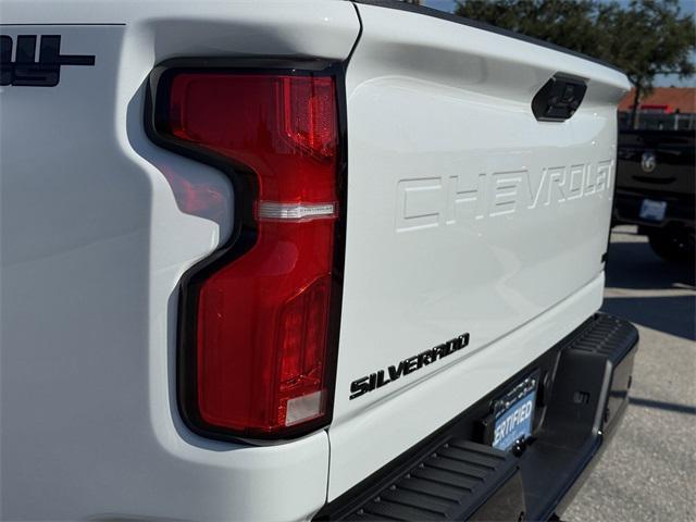 Photo of 2025 Summit White Chevrolet Silverado 2500