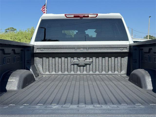 Photo of 2025 Summit White Chevrolet Silverado 2500