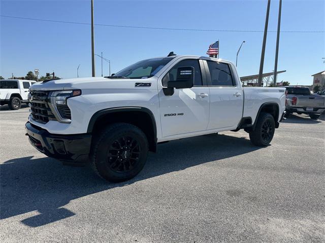 Photo of 2025 Summit White Chevrolet Silverado 2500