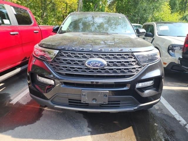 Photo of 2023 AGATE BLACK METALLIC Ford Explorer