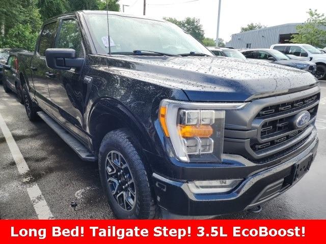 Photo of 2022 AGATE BLACK METALLIC Ford F-150