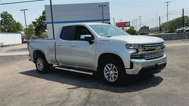 Photo of 2020 Silver Ice Metallic Chevrolet Silverado 1500
