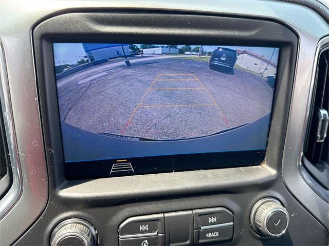 Photo of 2020 Silver Ice Metallic Chevrolet Silverado 1500