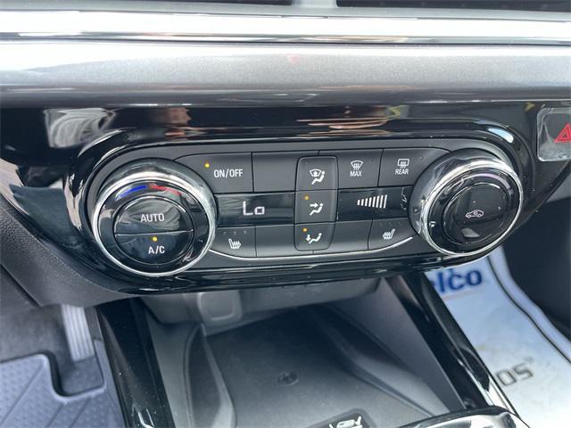 Photo of 2025 Marina Blue Metallic Chevrolet Trax