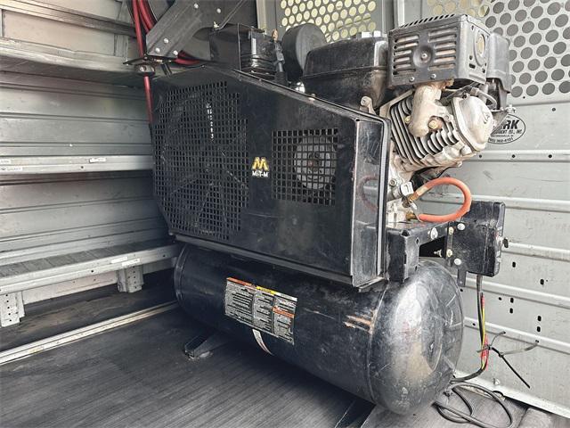 Photo of 2019 Summit White Chevrolet Express 3500