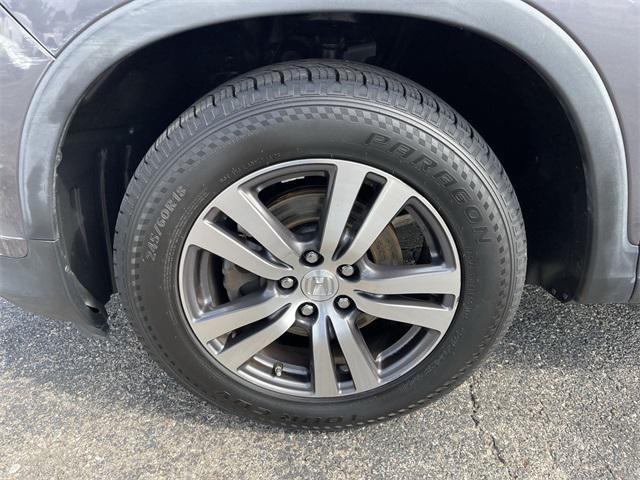 Photo of 2017 Modern Steel Metallic Honda Pilot