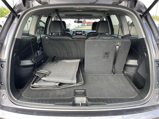 Photo of 2017 Modern Steel Metallic Honda Pilot