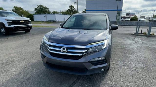 Photo of 2017 Modern Steel Metallic Honda Pilot