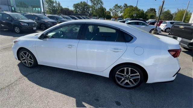 Photo of 2021 Snow White Pearl Kia Forte