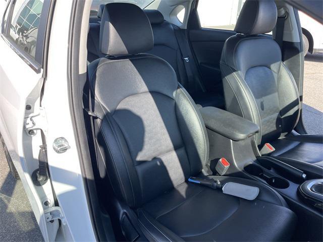 Photo of 2021 Snow White Pearl Kia Forte