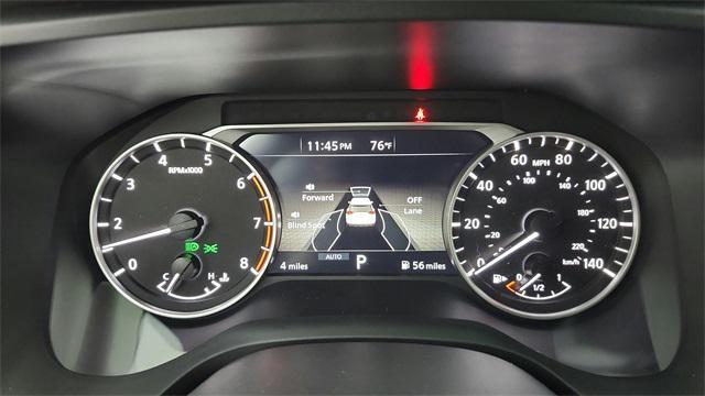 Photo of 2025 Super Black Nissan Rogue