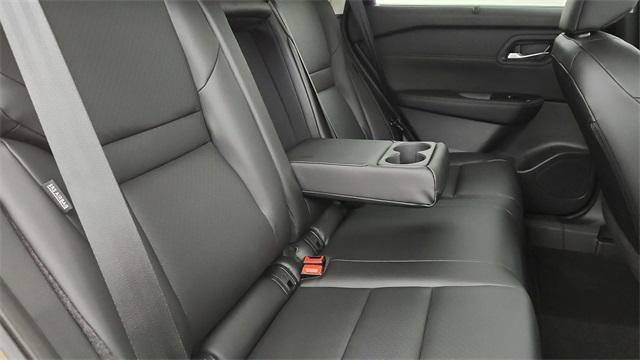 Photo of 2025 Super Black Nissan Rogue