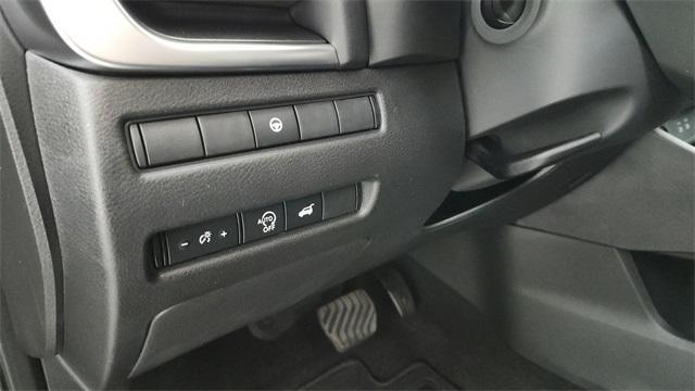 Photo of 2025 Super Black Nissan Rogue