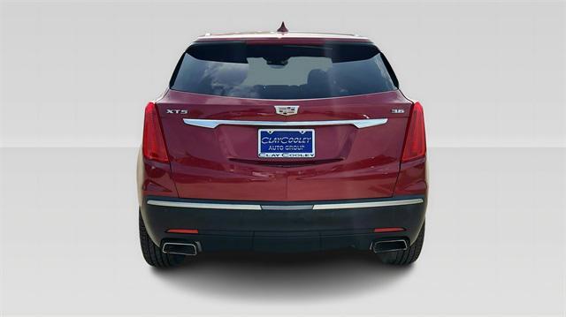Photo of 2019 Red Horizon Tintcoat Cadillac XT5