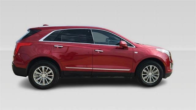 Photo of 2019 Red Horizon Tintcoat Cadillac XT5