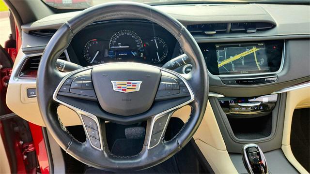 Photo of 2019 Red Horizon Tintcoat Cadillac XT5