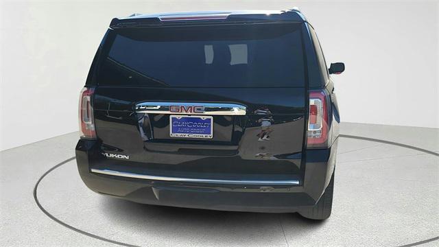 Photo of 2017 Onyx Black GMC Yukon