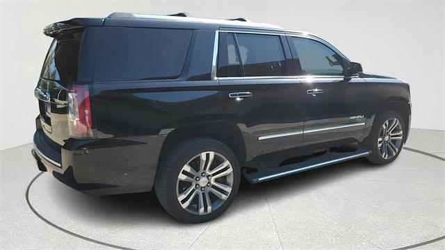 Photo of 2017 Onyx Black GMC Yukon