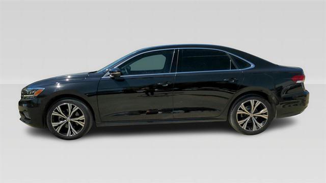 Photo of 2021 Deep Black Pearl Volkswagen Passat