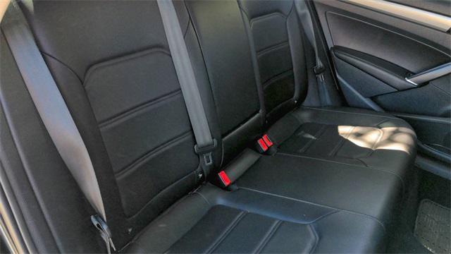 Photo of 2021 Deep Black Pearl Volkswagen Passat