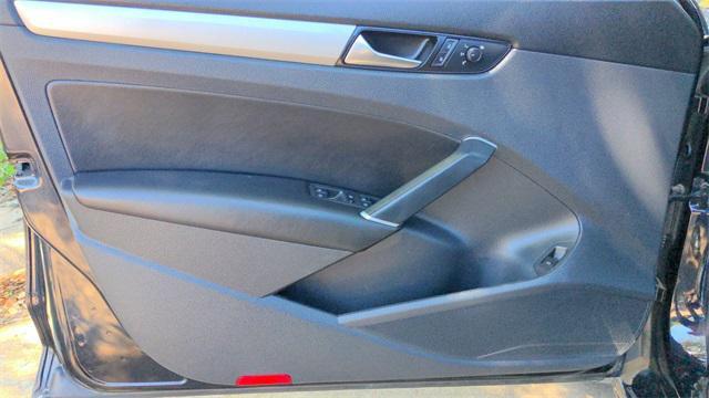 Photo of 2021 Deep Black Pearl Volkswagen Passat
