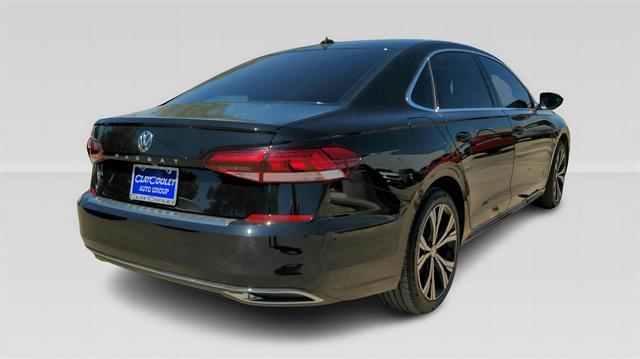 Photo of 2021 Deep Black Pearl Volkswagen Passat