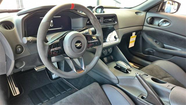 Photo of 2025 Brilliant Silver/Super Black Nissan Z
