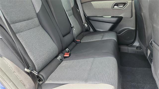 Photo of 2022 Caspian Blue Metallic Nissan Rogue