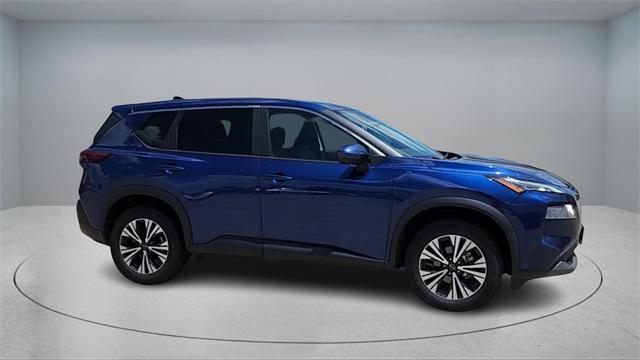 Photo of 2022 Caspian Blue Metallic Nissan Rogue