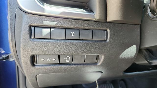 Photo of 2022 Caspian Blue Metallic Nissan Rogue