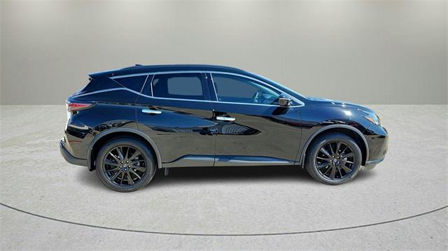 Photo of 2024 Super Black Nissan Murano