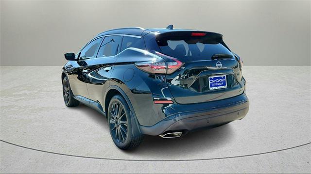 Photo of 2024 Super Black Nissan Murano