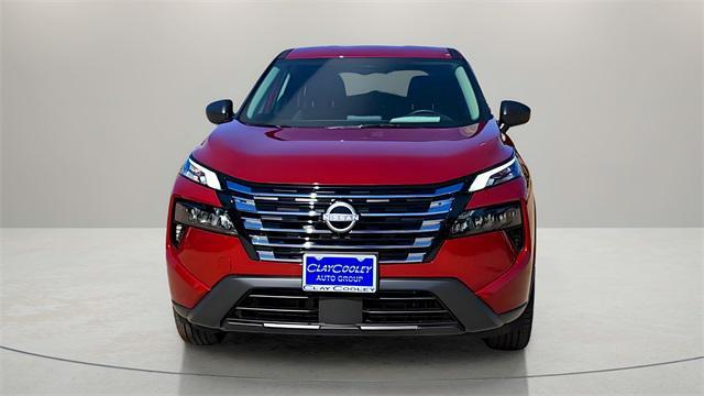 Photo of 2026 Scarlet Ember Tintcoat Nissan Rogue