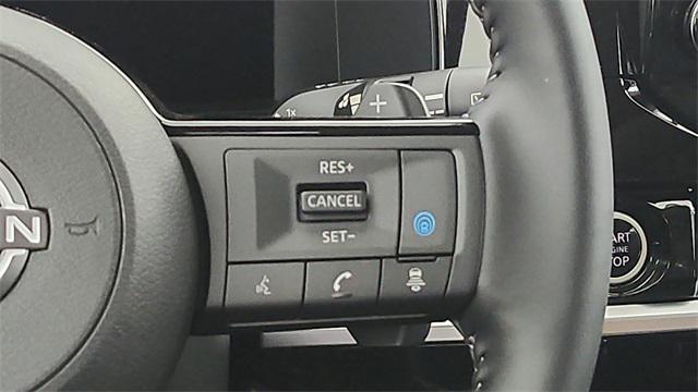 Photo of 2024 Gun Metallic Nissan Pathfinder
