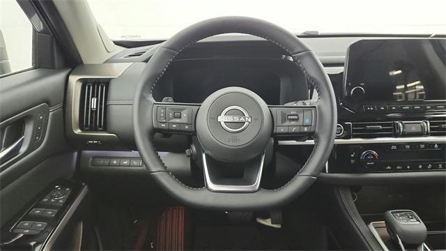 Photo of 2024 Gun Metallic Nissan Pathfinder