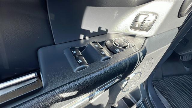 Photo of 2024 Stone Blue Metallic Ford Expedition
