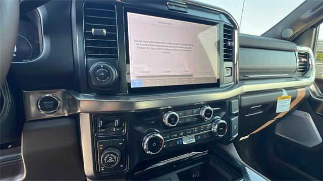 Photo of 2026 Star White Metallic Tri-Coat Ford F-250