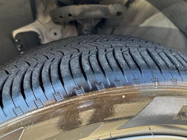 Photo of 2023 Lunar White Hyundai KONA