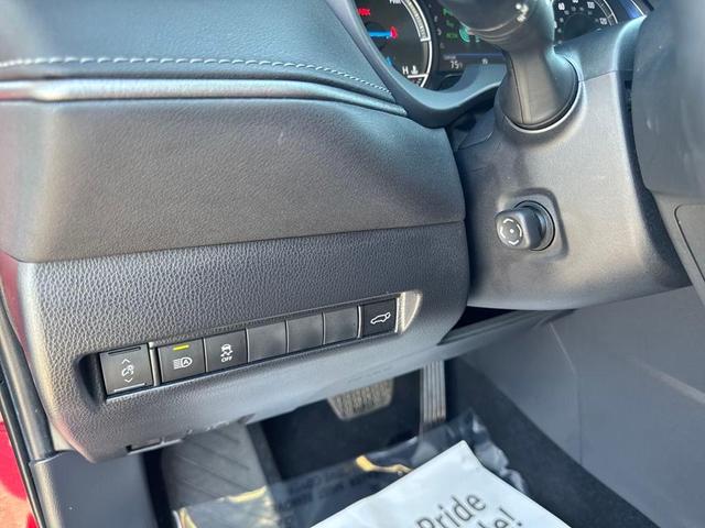 Photo of 2023 Red Toyota Venza