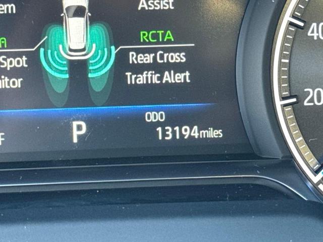 Photo of 2023 Red Toyota Venza