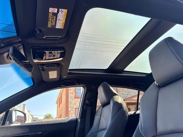 Photo of 2023 Red Toyota Venza