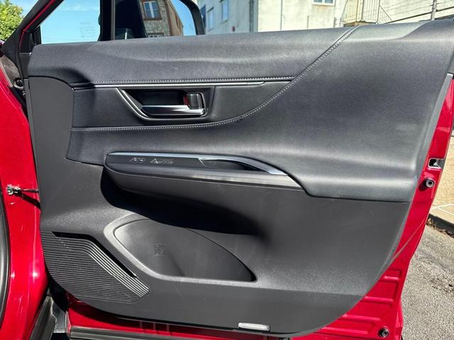 Photo of 2023 Red Toyota Venza