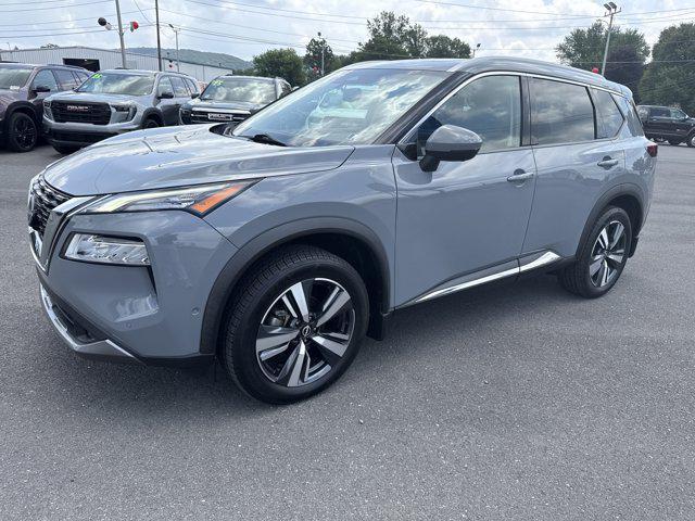 Photo of 2022 Boulder Gray Pearl Nissan Rogue